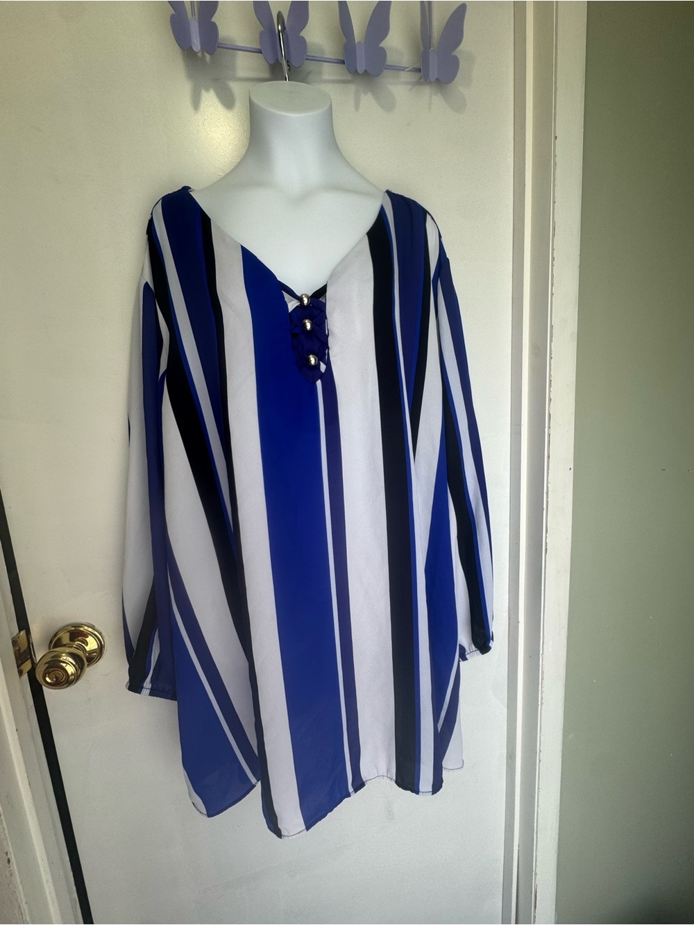 Blue & White Striped V-Neck Lace-Up Tunic Blouse